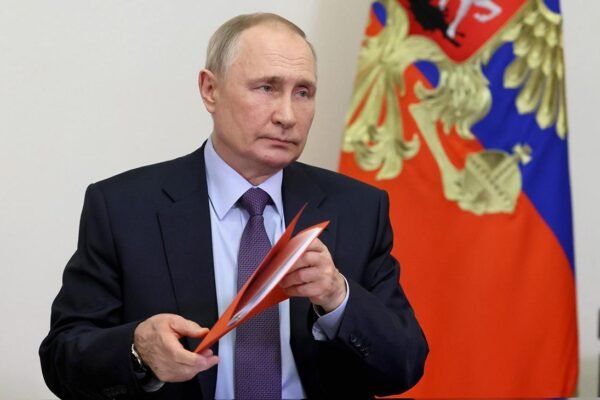 Путін затвердив рекордний бюджет війни на 2024 рік: На армію та оборону витратять на 70% більше ніж торік