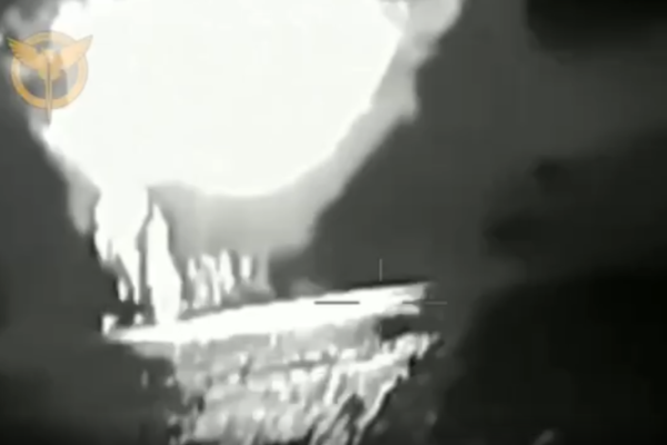 Вночі у Криму уражено два російських десантних кораблі, – ГУР (ВІДЕО)