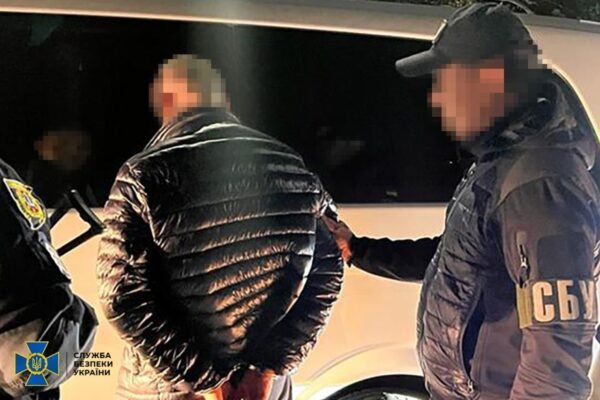 На Одещині викрили ділків, що переправляли ухилянтів через кордон каретами “швидкої”