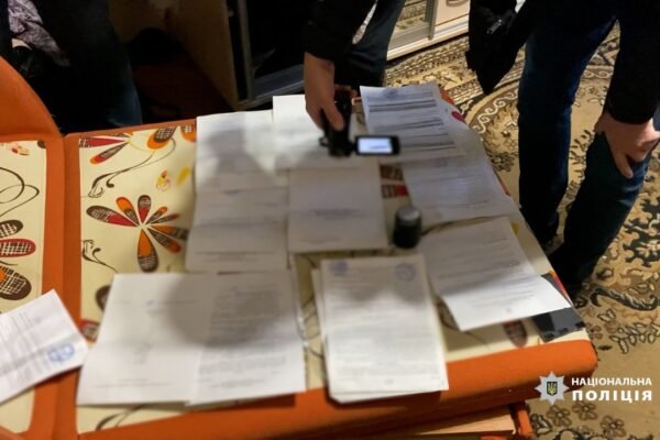Внаслідок масштабної спецоперації у 6 областях затримано учасників банди, яку організував ексміністр “МЗС ДНР”