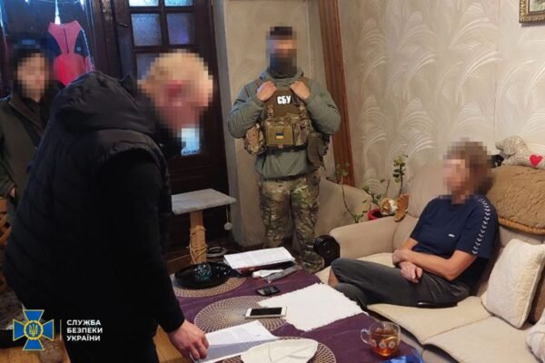 “Полювали” на ППО Patriot в Києві та Черкасах: СБУ затримала двох ворожих агентів (ФОТО)