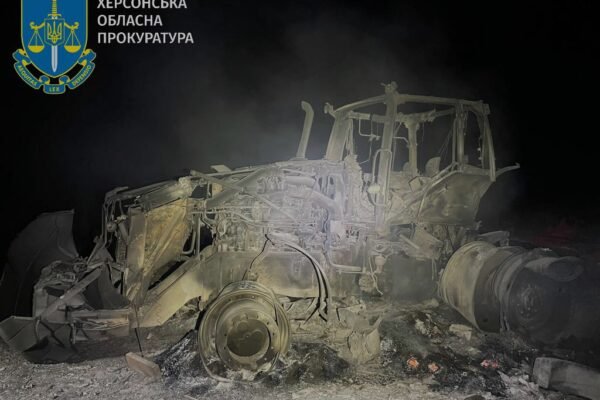 На Херсонщині трактор підірвався на міні. Тракторист загинув