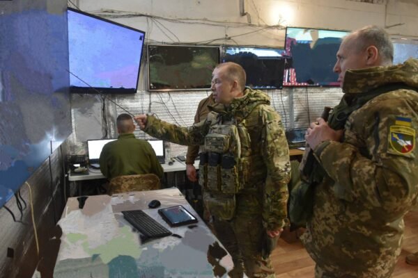 Росія наступає на Куп‘янському, Лиманському та Бахмутському напрямках, – Сирський