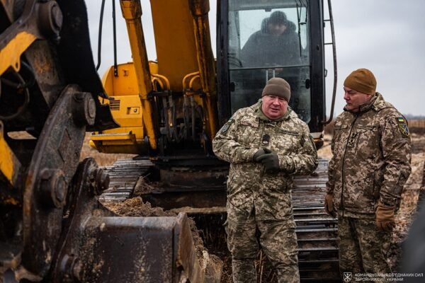 На північному кордоні створюються батальйонні рубежі оборони, – Наєв (ФОТО)