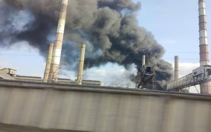 Російські загарбники двічі вдарили по одній з теплоелектростанцій у східному регіоні України
