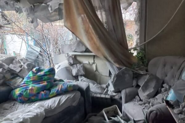 Двоє загиблих  та поранений: Наслідки ранкового обстрілу Нікополя (ФОТО)