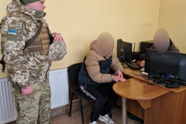 Прикордонники Вінниччини затримали молдаванина, якого розшукують німецькі правоохоронці