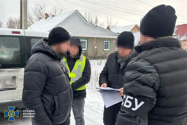На Житомирщині депутат міськради разом з бандою викрадав людей та “вибивав” із них гроші (ФОТО)