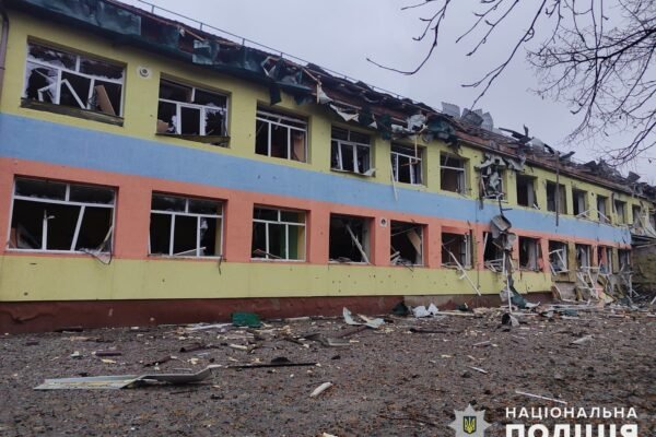 Наслідки російських обстрілів Донеччини за добу: є жертви та руйнування (ФОТО)