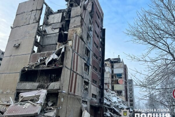 Упродовж доби на Донеччині окупанти гатили по лікарнях, школах та критичній інфраструктурі