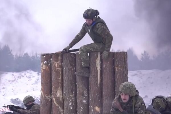 Збудовано 50 смуг психологічних перешкод: Наєв розповів про підготовку українських захисників (ВІДЕО)