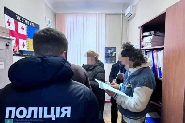 Директору приватного підприємства, який поставив ЗСУ неякісний одяг на 25 млн грн, повідомлено про підозру