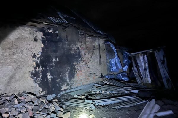 У Криворізькому районі Дніпропетровщини влучання дронів спричинили пожежу (ФОТО)