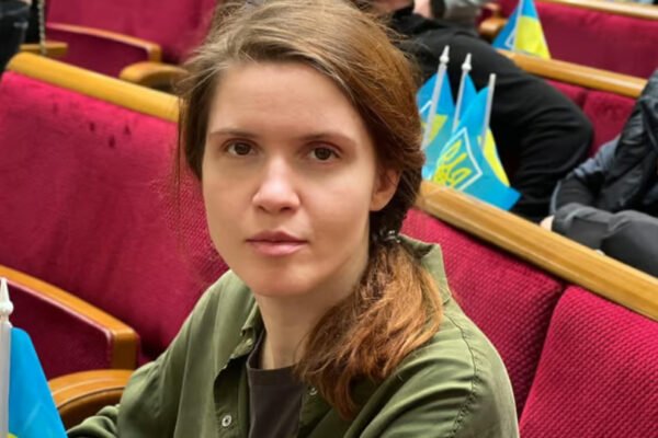Мар’яна Безугла вирішила вийти зі складу своєї фракції