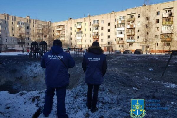 Росіяни вдарили по Шостці на Сумщині: пошкоджений об’єкт інфраструктури, без опалення 12 тисяч квартир (ФОТО)