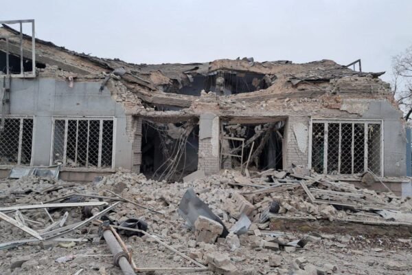 Росіяни вночі скинули авіабомбу на Берислав: є руйнування (ФОТО)