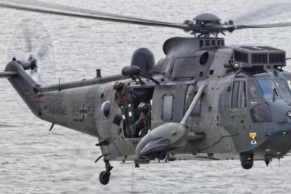 Німеччина може у квітні передати Україні військові гелікоптери Sea King