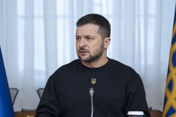 В українській енергетиці запровадять режим надзвичайної ситуації, – Зеленський