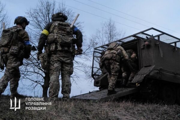 Як спецпризначенці протягом тижня обороняли останню дорогу з Авдіївки: деталі від ГУР (ФОТО)