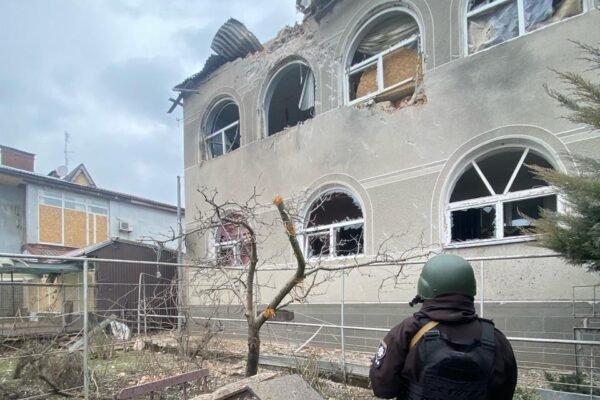 Наслідки обстрілу Нікопольщини показали правоохоронці (ФОТО)