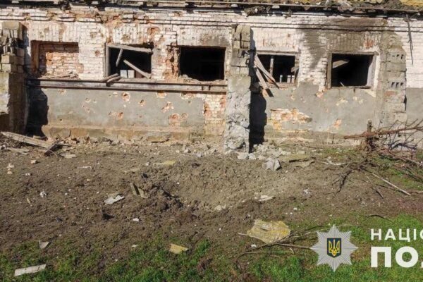 Обстріли Нікопольщини не вщухають. Поліція показала наслідки (ФОТО)