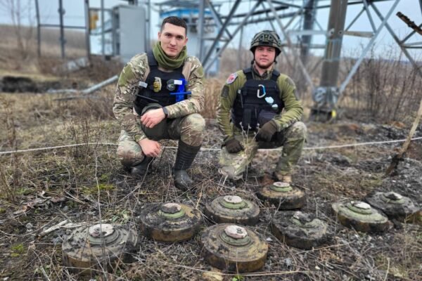 Під час розмінування критичної інфраструктури в Ізюмському районі вибухотехніки виявили дворядне протитанкове мінне поле