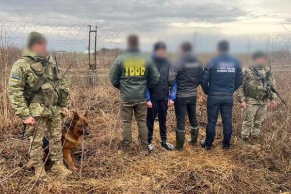 Ухилянт намагався виїхати з країни за хабар прикордоннику