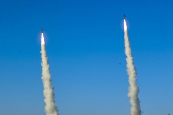 Окупанти почали застосовувати тактику точкових ракетних ударів по Україні