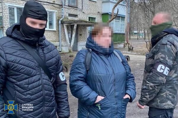 На Харківщині затримали ексочільницю “роспошти”, яка діяла під час окупації Ізюма