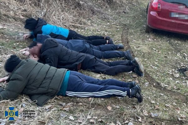 Нові схеми для ухилянтів: серед затриманих – воєнком, який вимагав хабарі за бронювання від призову (ФОТО)