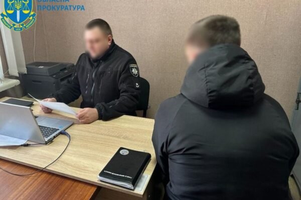 Видавав себе за військового: житель Чернігівщини ошукав матір загиблого захисника на 1,5 млн грн (ФОТО)