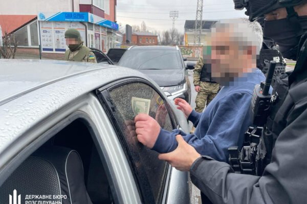На Хмельниччині судитимуть правоохоронця, що організував схему втечі для ухилянтів