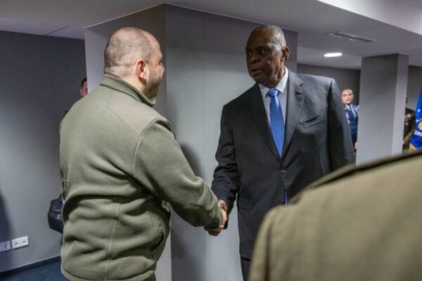 Міністр оборони Умєров обговорив із главою Пентагону оборонні потреби України