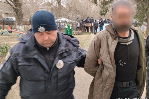 Зниклу на Миколаївщині 8-річну дівчинку знайшли: Її викрав та утримував у бункері співмешканець бабусі