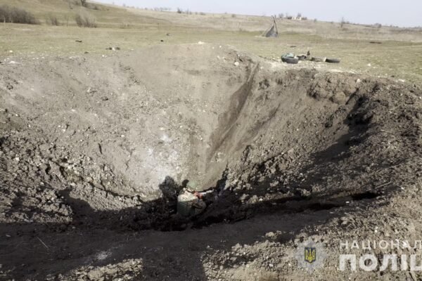 Вибухотехніки знешкодили бойову частину ракети у Кривому Розі (ФОТО)