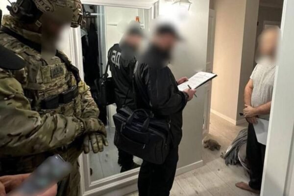 Збагатився на майже 60 млн грн: ДБР затримало колишнього високопосадовця ЗСУ