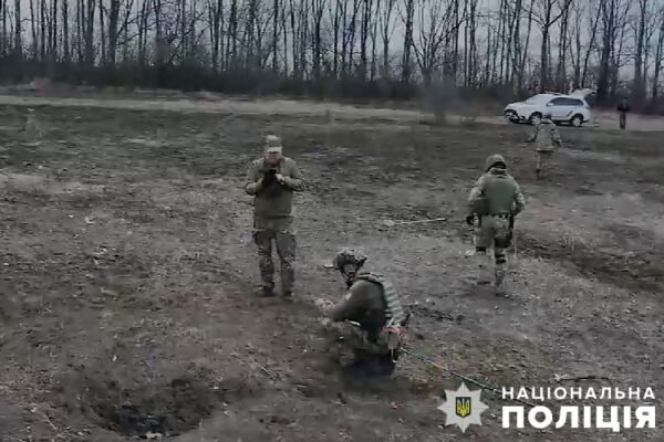 На Харківщині в полі знешкодили близько 250 протипіхотних мін (ФОТО, ВІДЕО)