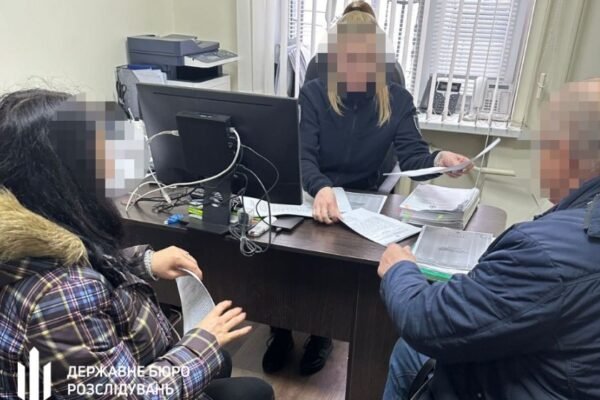 На Миколаївщині судитимуть керівницю фінслужби військової частини, яка перерахувала місячну зарплату бійців цивільній особі