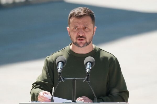 Для більшості питання вступу України в НАТО політичне, – Зеленський