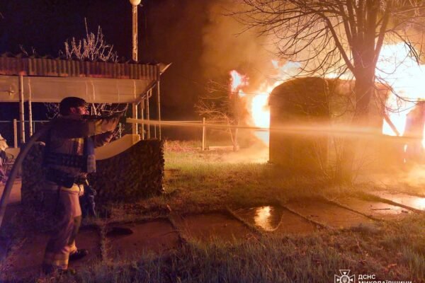Росіяни атакували Миколаївщину. Уламки дрона поцілили в рекреаційний та енергетичний об’єкти (ФОТО)