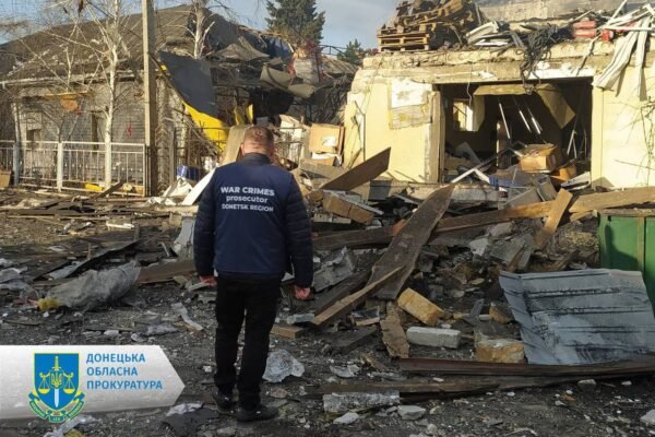 Під час нічного обстрілу Покровська постраждала дитина (ФОТО)