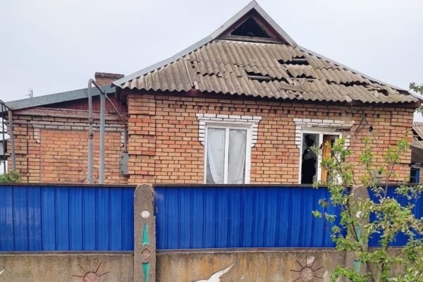 Поцілили ракетою, артилерією та дронами: наслідки обстрілів на Дніпропетровщині (ФОТО)