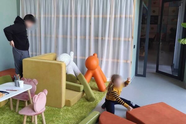 Ще одній сім’ї із двома дітьми вдалося виїхати з окупованої Херсонщини (ФОТО)