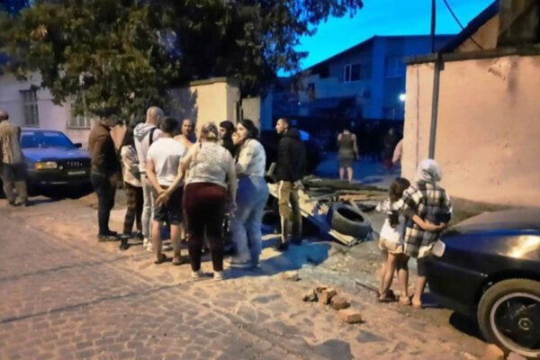 Лунали постріли: що відомо про конфлікт ромів з працівниками ТЦК на Закарпатті (ВІДЕО)