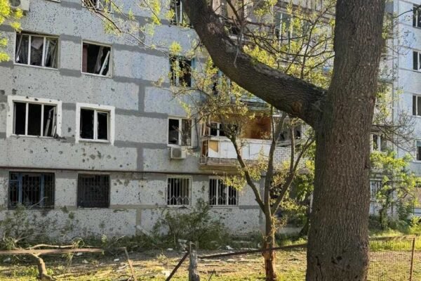 Росіяни фугасами обстріляли Курахове: є загиблі та поранені (ФОТО)