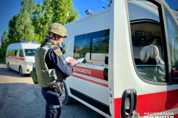 Одеський район зазнав ракетного удару: є поранені (ФОТО)