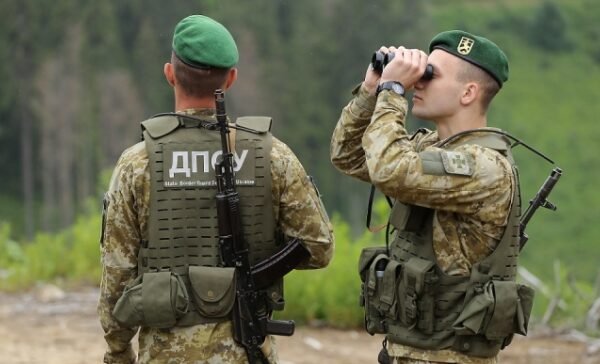 На Закарпатті прикордонник застрелив чоловіка, який намагався втекти до Румунії