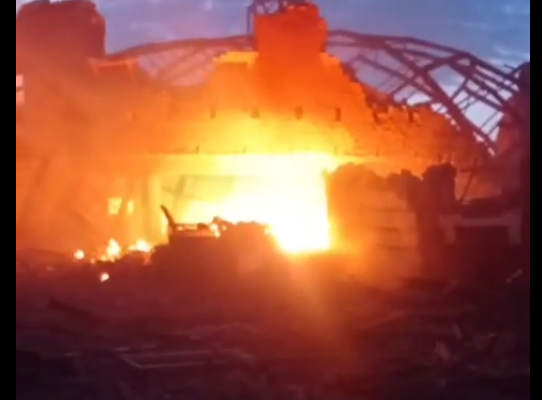 Росіяни вночі 30 травня зруйнували ракетами дитячо-юнацьку кінно-спортивну школу під Харковом (ВІДЕО)