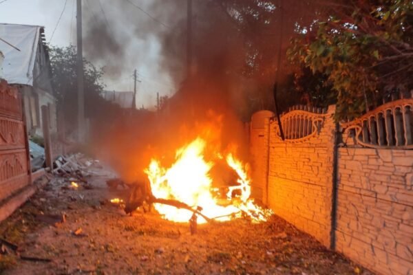 Нікополь вночі знову опинився під атакою дронів