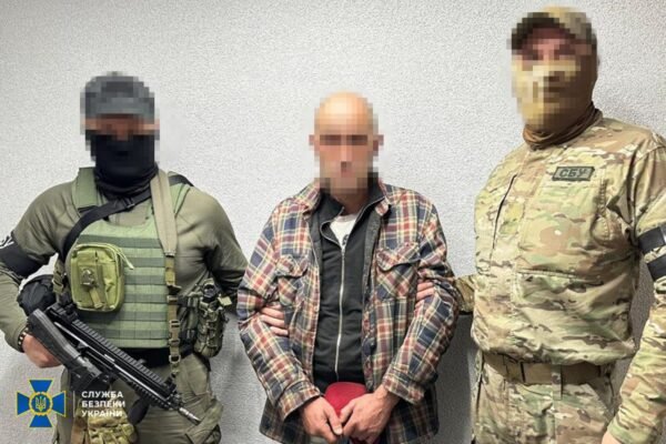 Готував захоплення Красногорівки: на Донеччині затримали російського агента (ФОТО)
